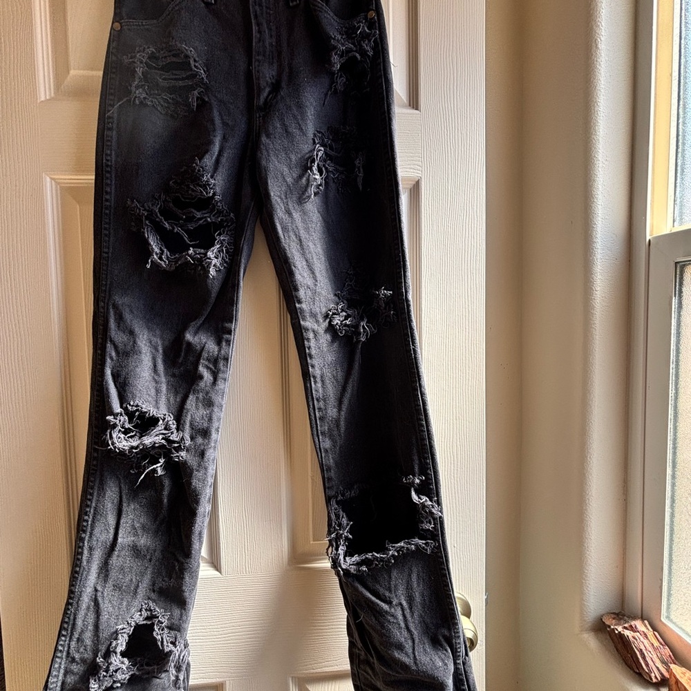 Wrangler Black Distressed Jeans